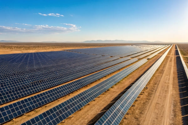 How Much Power Can a Utility-Scale Solar Farm Produce?