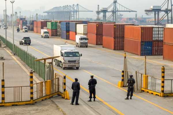 What Documents and Certifications Do You Need to Import Goods into Germany?
